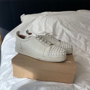 Christian Louboutin Men Shoes. White Size 9.